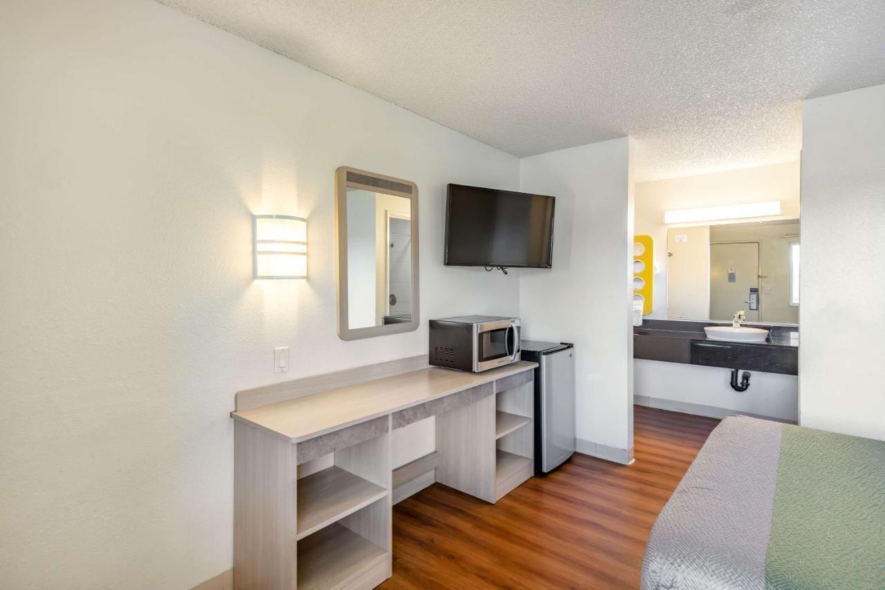 Motel 6 Clarkston Wa Экстерьер фото