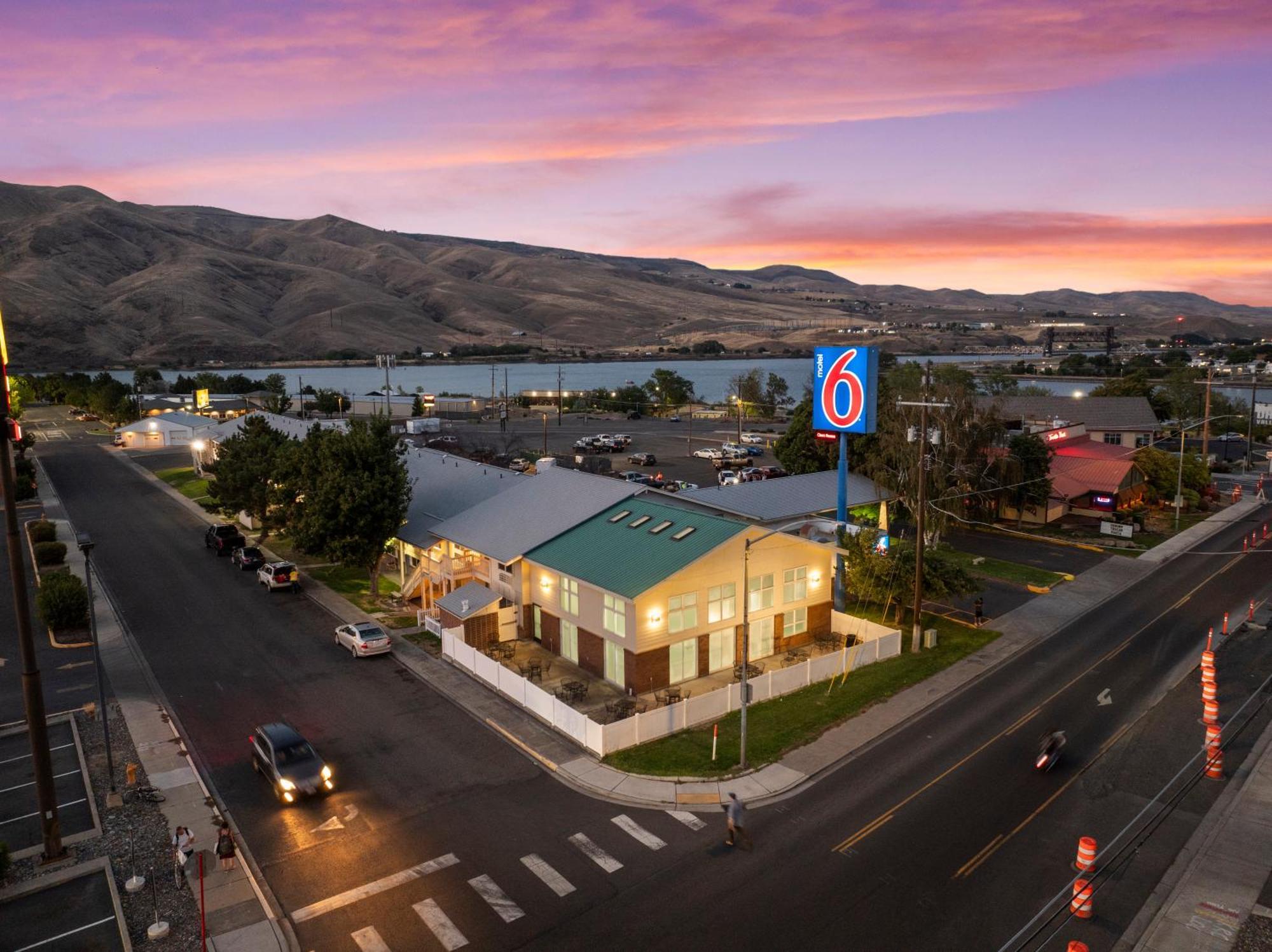 Motel 6 Clarkston Wa Экстерьер фото